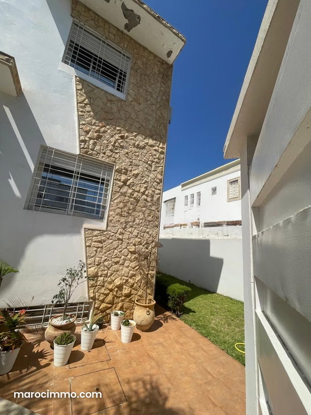 Villa à Vendre Hay riad secteur 15, Rabat — 2
