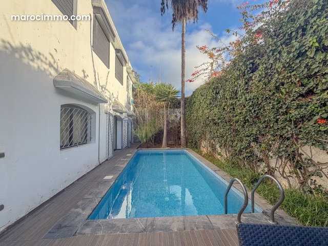 Magnifique villa à louer à Ain Diab — 2