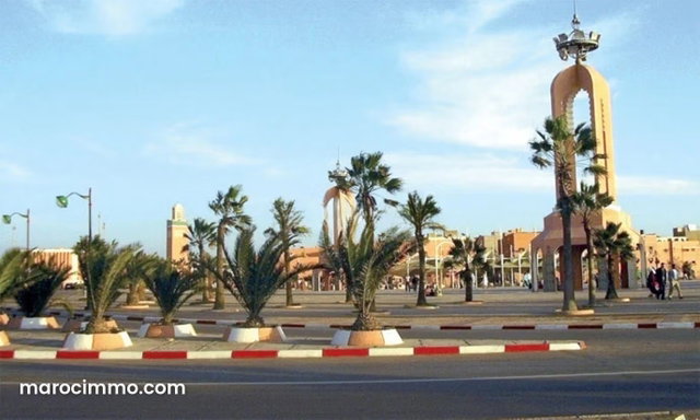 Commercial Property for Sale in Laâyoune — 2