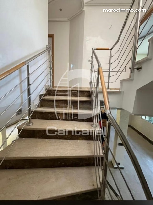 Villa professionnelle en location hay hana — 2