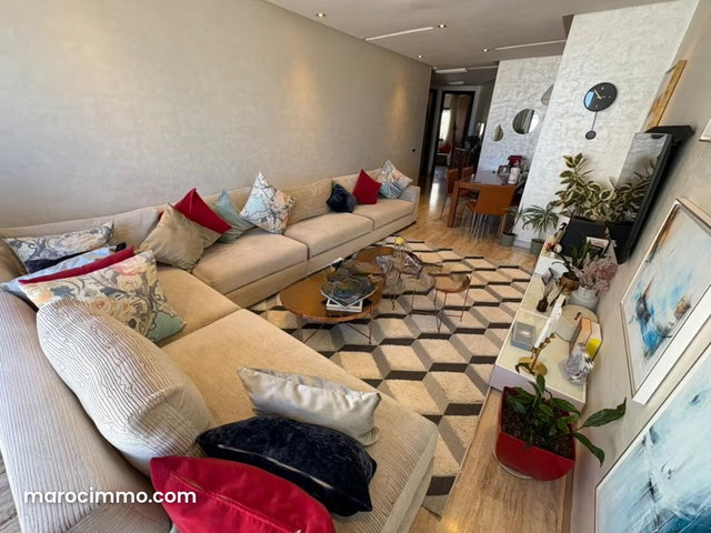 Louez cet appartement à Belvédère. 2 chambres. Bien meublé — 2