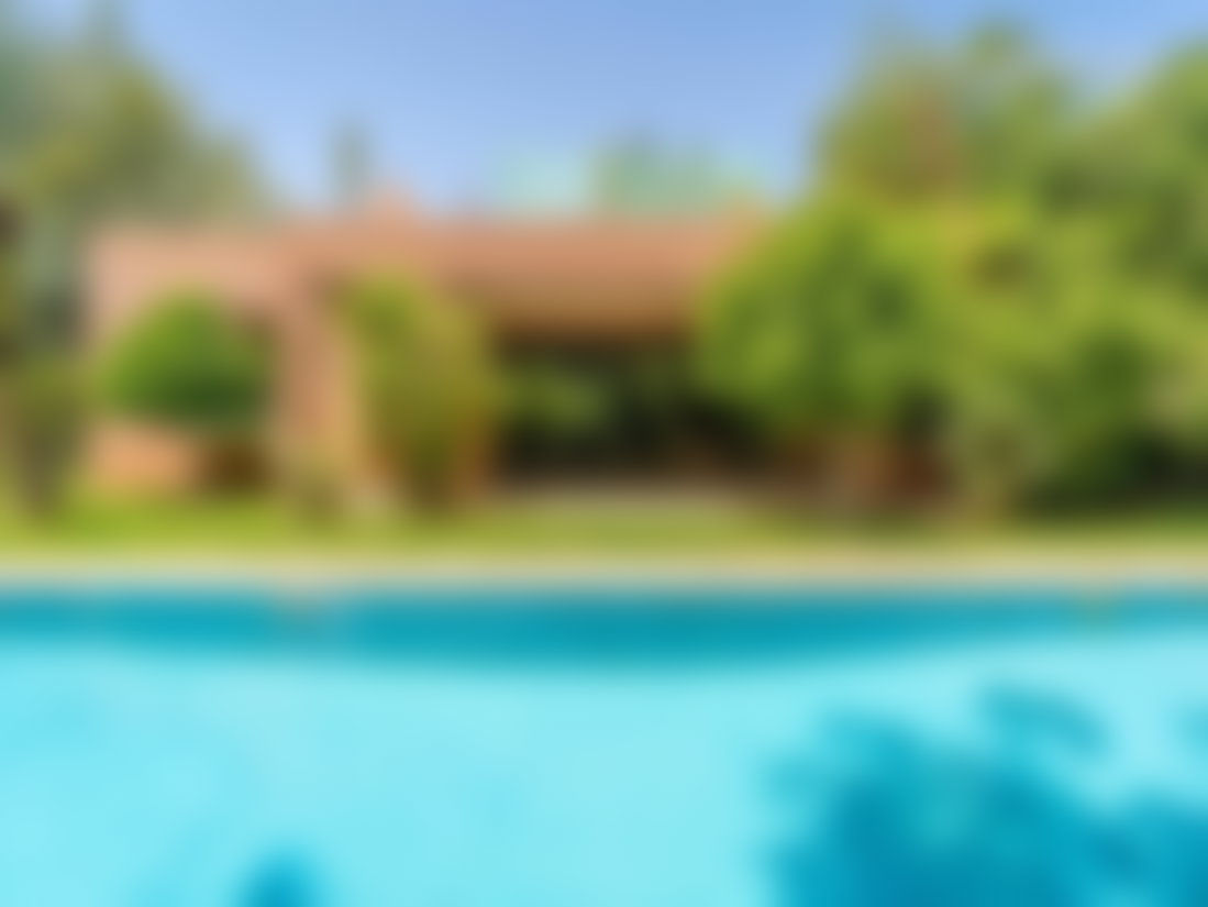 Villa 550 m² avec piscine et jardin paysager, Agdal, Marrakech