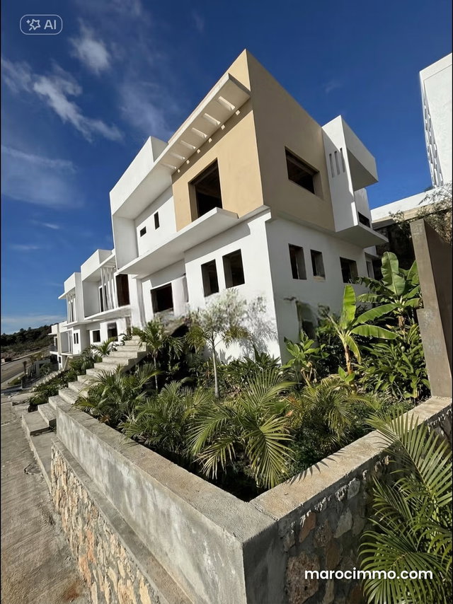 Semi-Finished Villa with Beautiful Sea View — 3