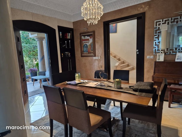 Imposante villa commerciale angle boulevard — 5