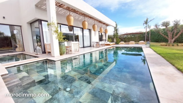Titre: Villa de Prestige 4 Suites avec Piscine Résidence Sécurisée Marrakech — 3
