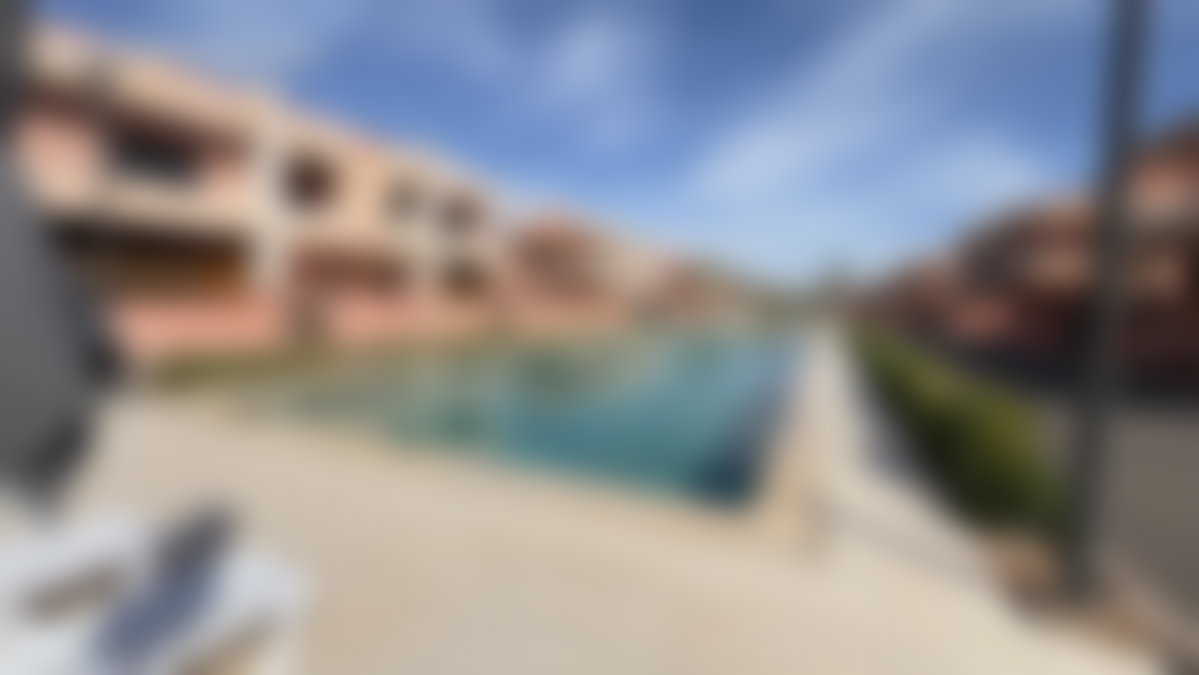 فيلا مشرقة للبيع بطريق أوريكا في مراكش