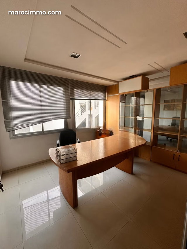 Bureaux en location à Les Hôpitaux — 2