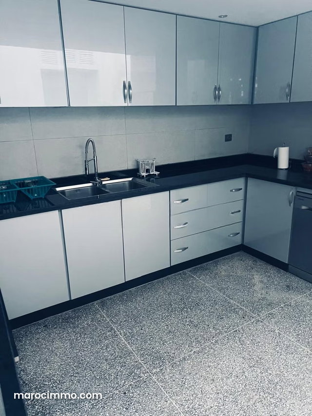 Haut Agdal villa à retaper plain pied à vendre — 3
