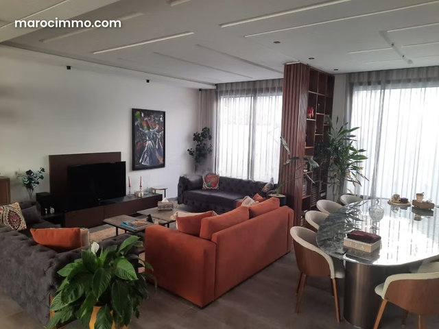 Villa Meublée à Louer dans le Secteur 13 — 3