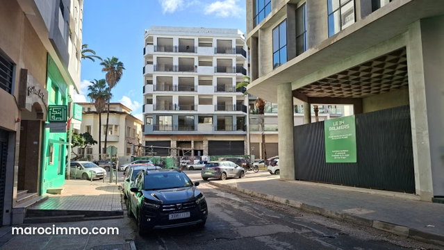 Local 72 m² proche Bd 9 Avril Palmiers — 3