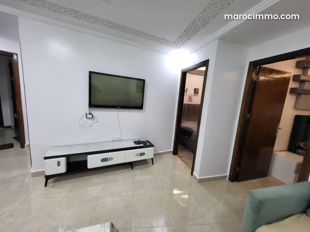 Somptueuse villa à vendre à M'Diq. 7 chambres agréables. Bien meublé — 2