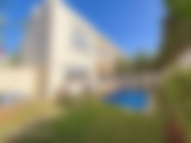 Villa 420 m² avec piscine et jardin, Dar Bouazza, à vendre — Dar Bouazza
