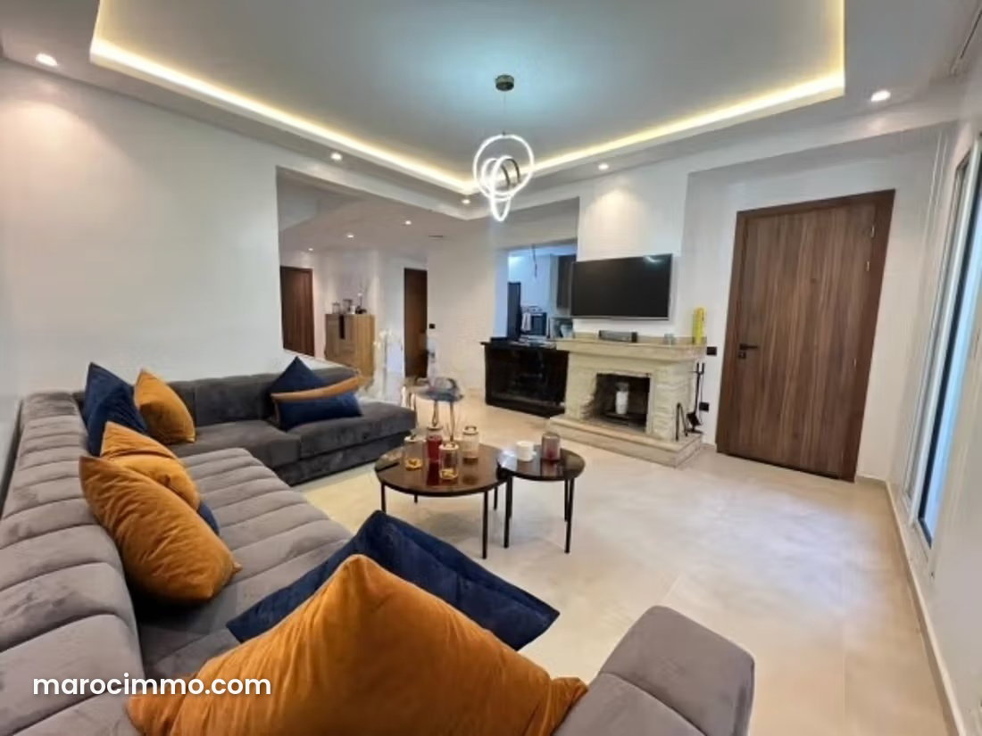 Villa 4 chambres avec piscine à vendre à Dar Bouazza — Dar Bouazza