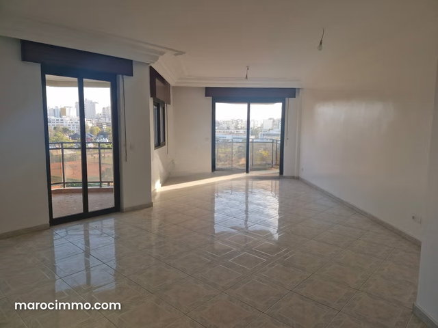 Beautiful apartment for rent in Gauthier. 3 bedrooms. Nice terrace — 4