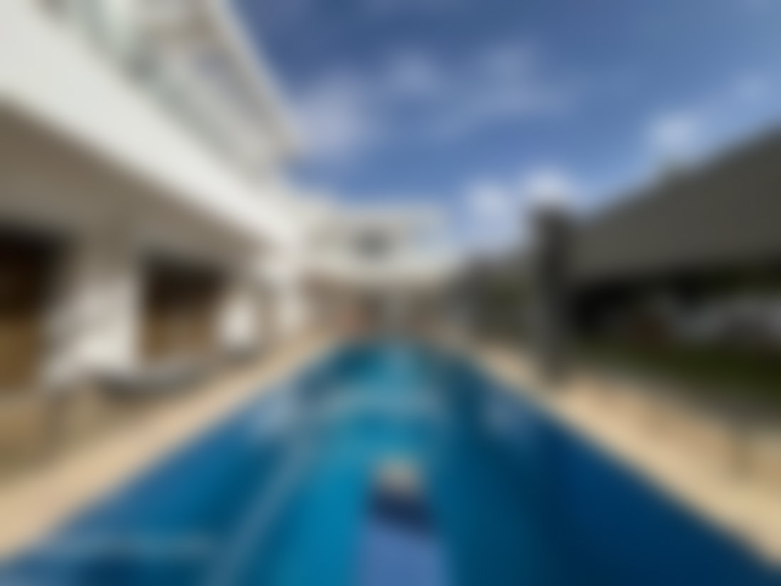 Villa 800 m² avec piscine et 6 chambres à louer Souissi, Rabat