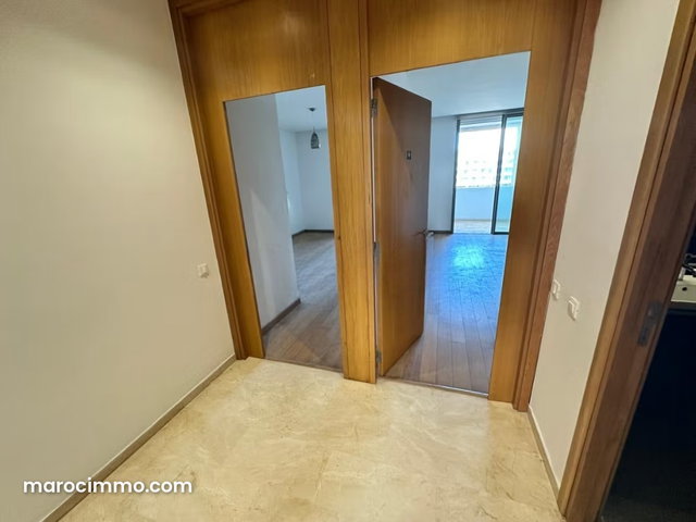 Appartement à l'achat à Bab Al Bahr. 6 pièces confortables. Vue imprenable sur la mer, double vitrage — 4