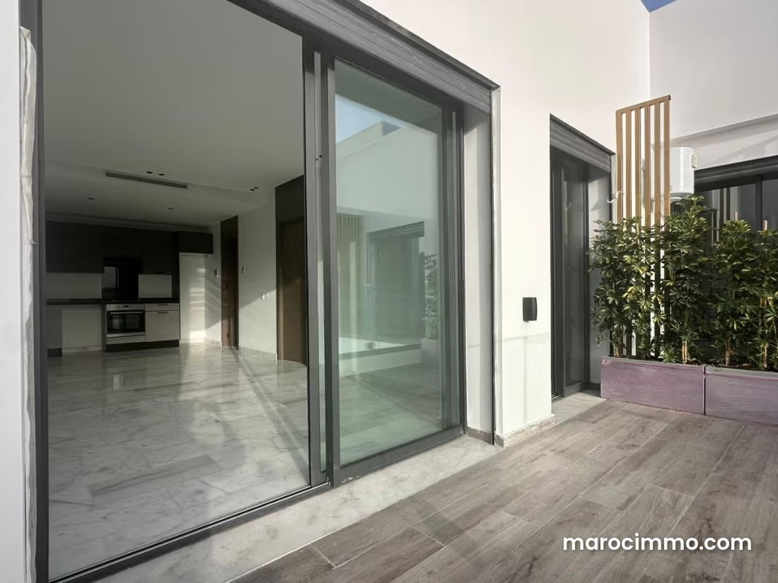 Appartement neuf avec terrasse à louer à Riviera Casablanca — Casablanca
