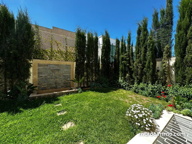 Superbe Villa à Vendre à Almaz — 3
