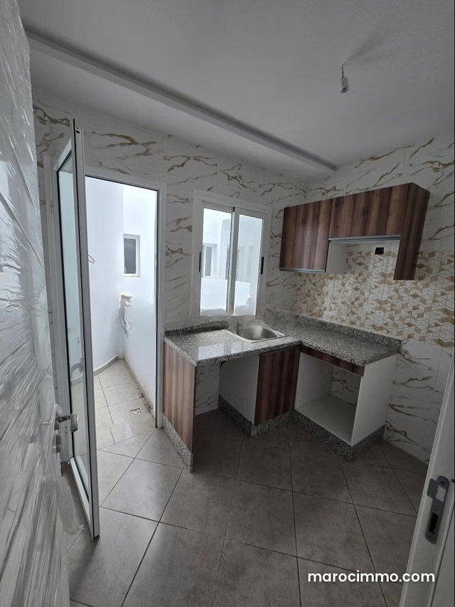 Superbe appartement à vendre à Martil. Surface de 60 m². Terrasse et jardin — 3