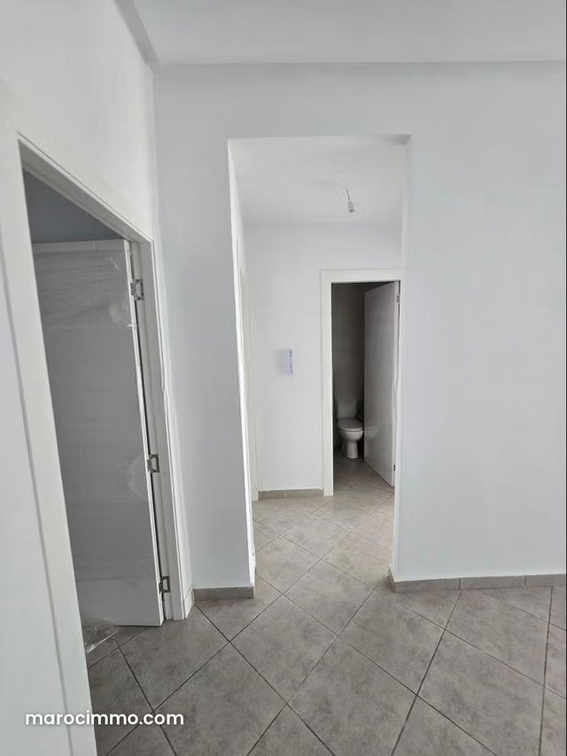 Superbe appartement à vendre à Martil. Surface de 60 m². Terrasse et jardin — Martil