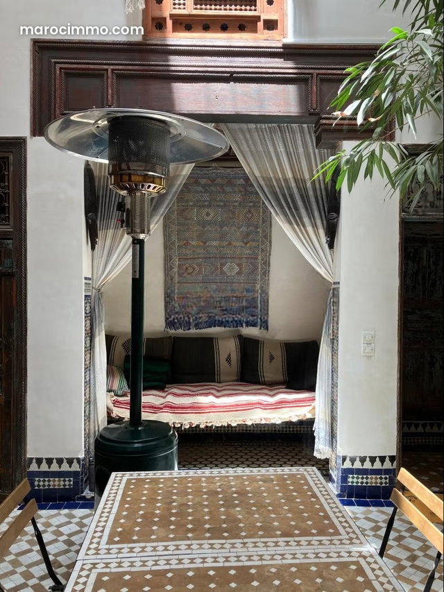 Somptueux riad à vendre à Ancienne Medina. 5 chambres. Meublé — 3