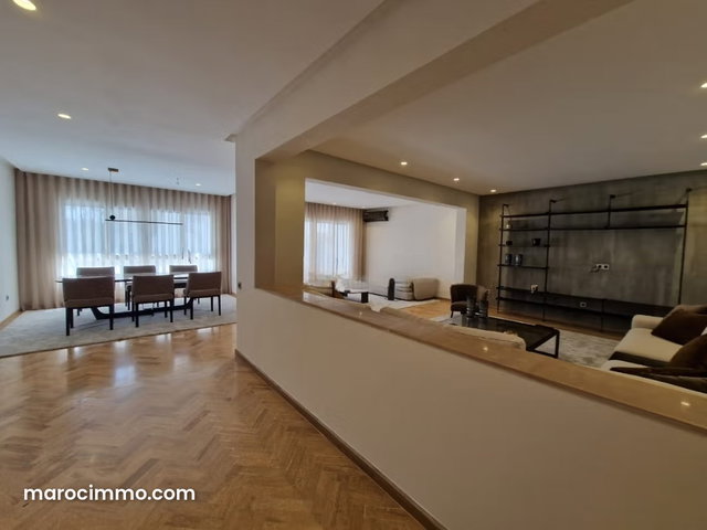 Golden Triangle/Furnished Apartment 200m2 3 Bedrooms — 4