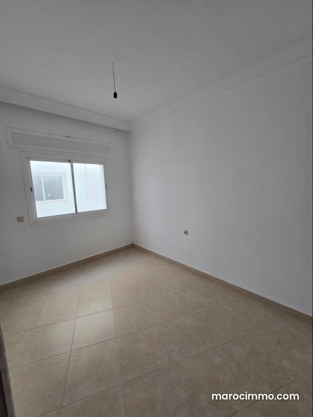 Bel appartement à vendre à M'Diq. 2 pièces confortables. Porte blindée et système de double vitrage — 4
