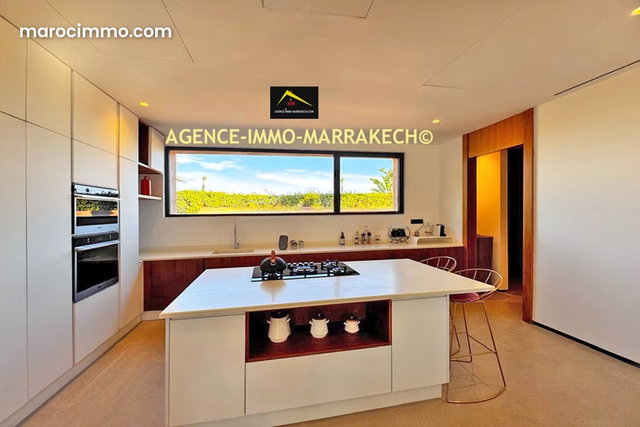 Villa plain pied de luxe, 4 suites, 4 façades — 4