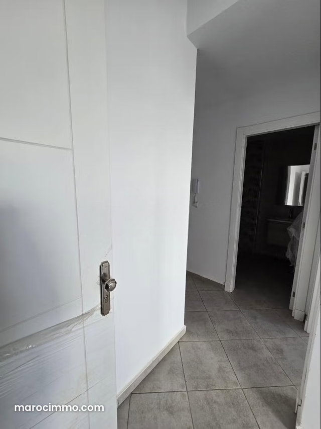 Villa de luxe à vendre en Centre. Surface totale 300 m². Bien meublé — 2