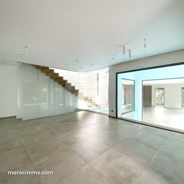 Villa à Louer de 600.0 m² à Casablanca, Californie — 4
