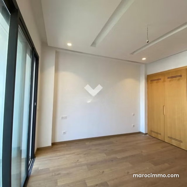 Apartment for Rent 121.0 m² in Casablanca, El Hank — 3