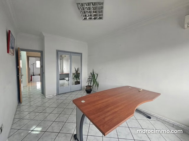 Bureau à louer 115 m² Abdelmoumen — 4
