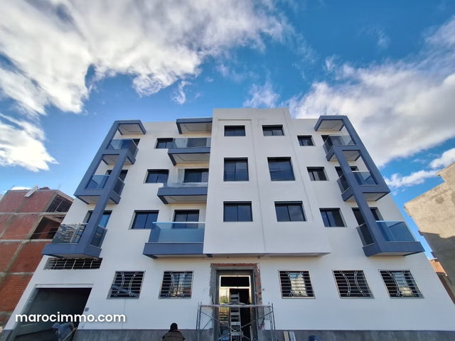 Appartement à vendre à Martil. 2 chambres agréables — 4