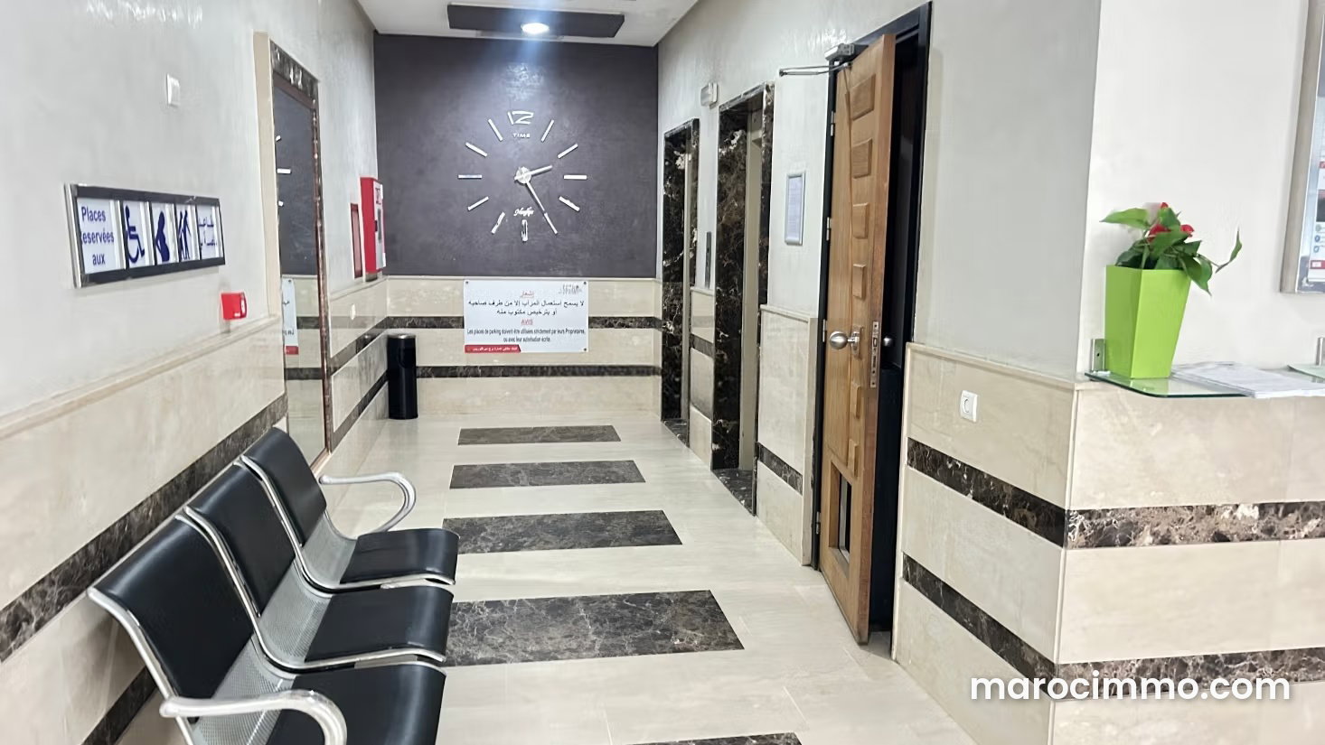شقة مفروشة بإطلالة جبلية للإيجار بحي دي لا بلاج طنجة — طنجة
