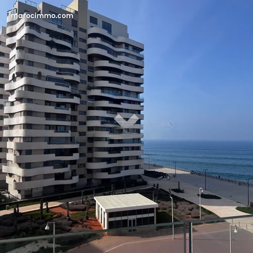 202 m² Furnished Apartment with Private Garden, Casablanca Marina — Casablanca