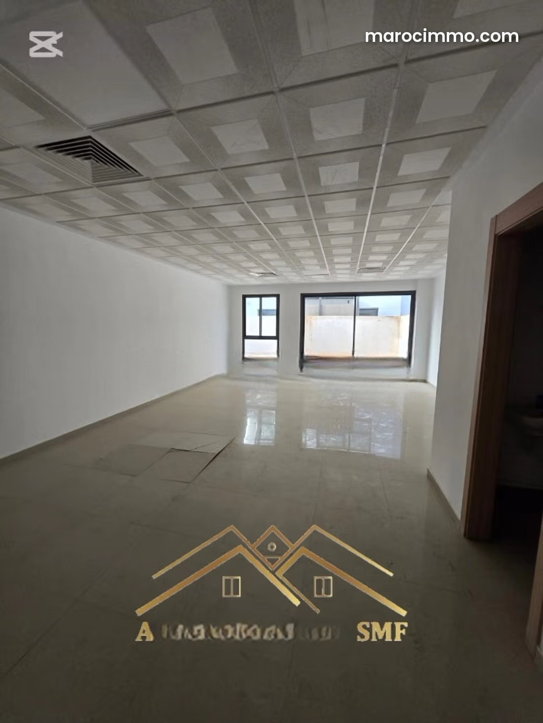 91 m² Office with Terrace for Rent in Founty, Agadir — Agadir