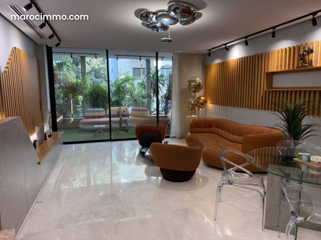 Sea-view apartment for sale in Central Tangier, 101 m² — Tangier
