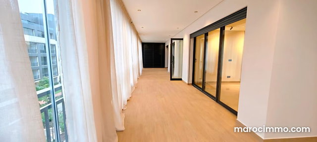 Luxury Apartment for Rent in Rabat, Souissi — 4