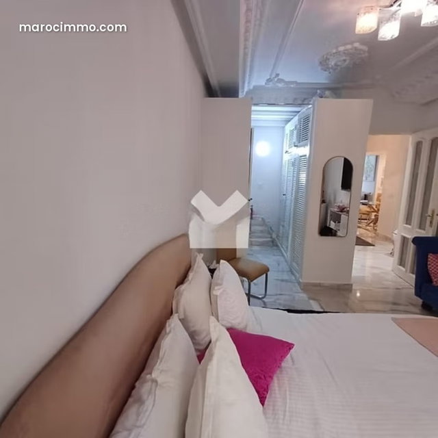 Appartement à Vendre de 105.0 m² à Casablanca, Racine — 3