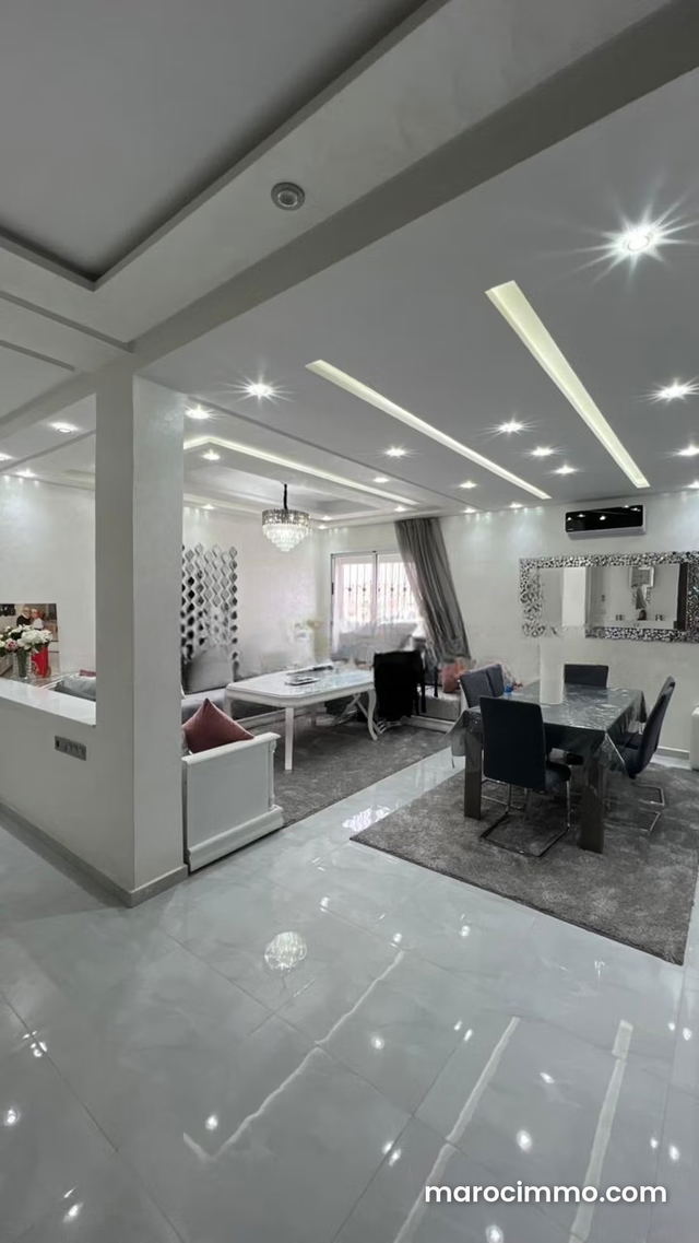 Grand Appartement à vendre à Agadir — Agadir