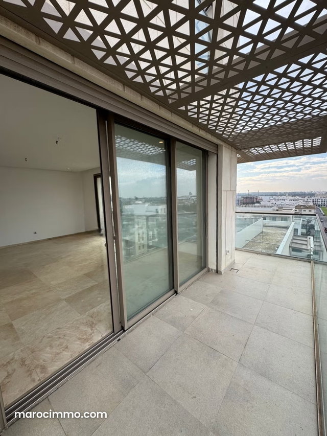 Appartement à louer Rabat, Souissi — 3