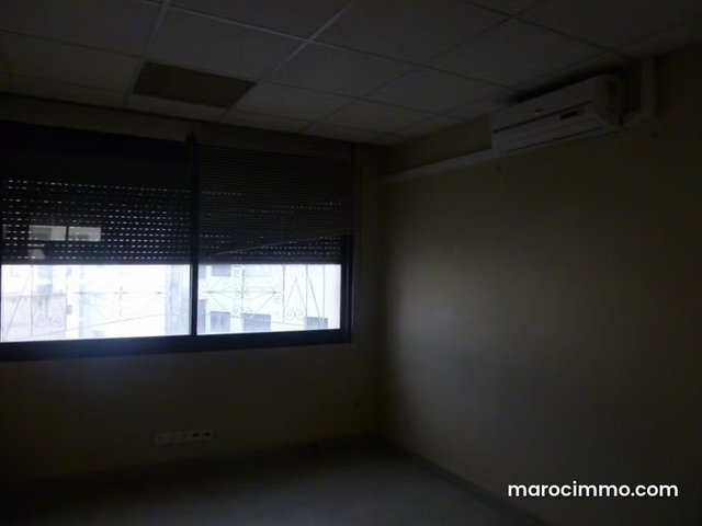 Plateau bureau à louer sur bd AL MASSIRA AL KHADRA — 4