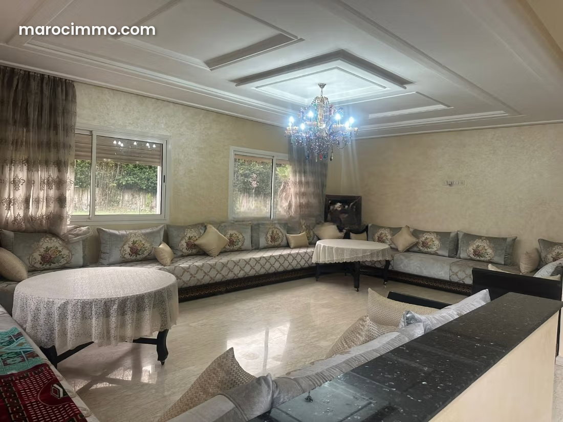 Villa 473 m² avec piscine et jardin 1784 m², Souissi, Rabat — Rabat