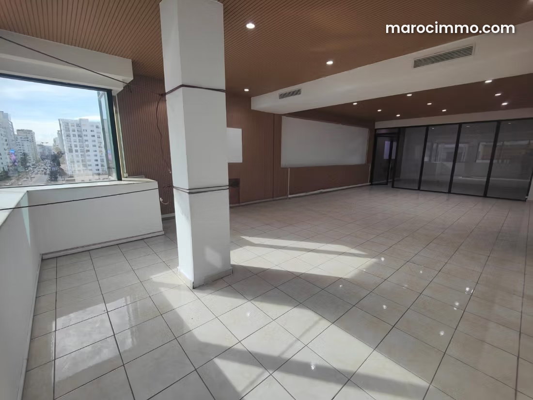190 m² Office in Gauthier, Casablanca, Professional Building — Casablanca