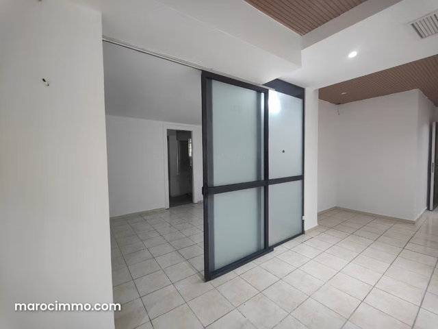Location de bureaux à Gauthier. Surface de 190 m² — 3