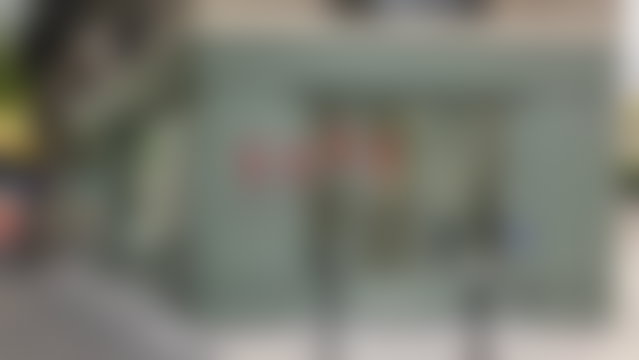 محل تجاري عصري للبيع بحي بورغون في الدار البيضاء — 2
