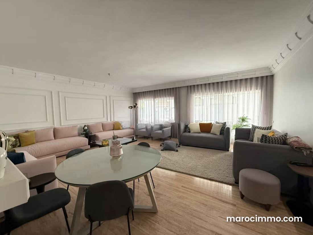 184 sqm Apartment, 3 Bedrooms with Garage, Anfa, Casablanca — Casablanca