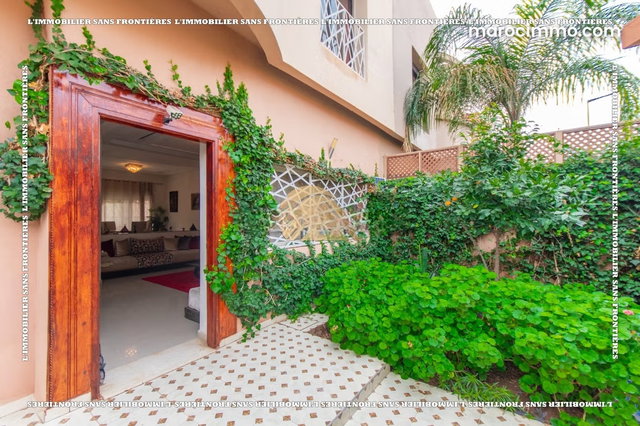 Villa meublée à louer à Les Portes de Marrakech, Marrakech — Jardin privé — 230 m² — 5