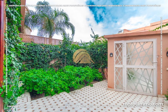 Villa meublée à louer à Les Portes de Marrakech, Marrakech — Jardin privé — 230 m² — 4