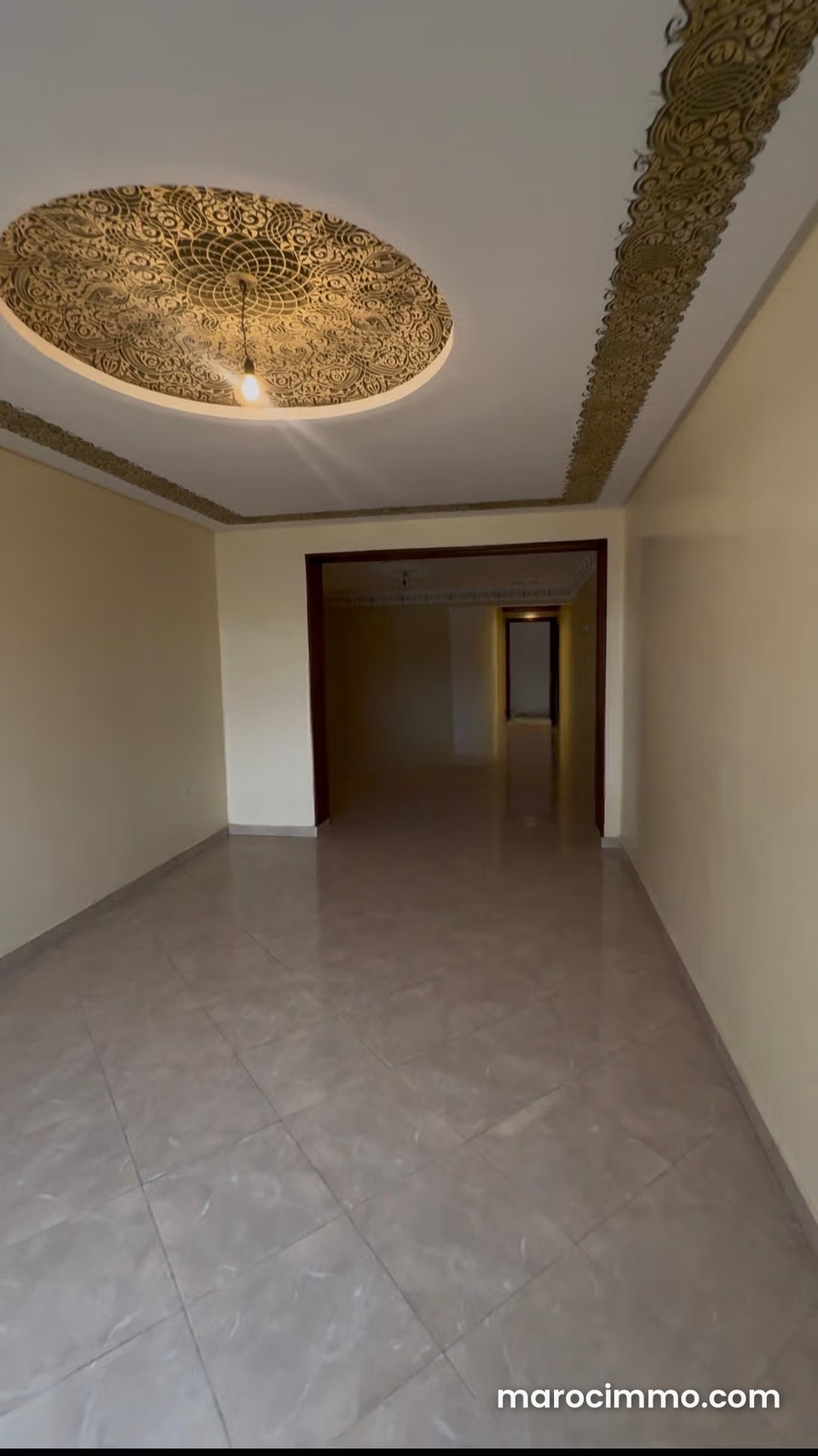 Appartement à l'achat à Castilla. 3 chambres agréables. Porte blindée
